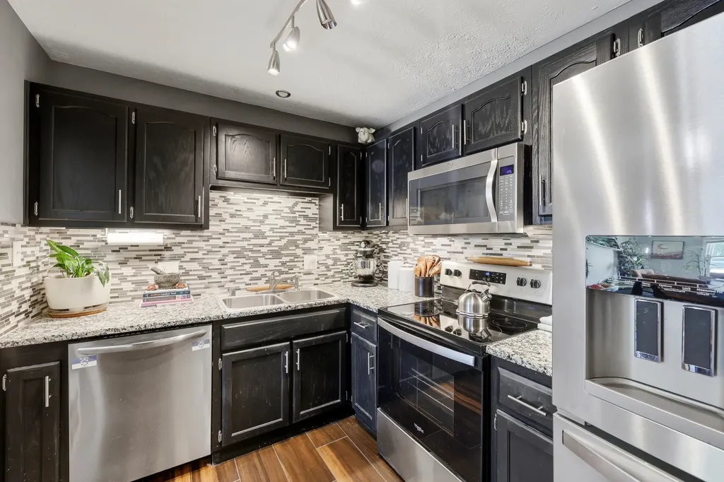 123 Heritage Drive Nicholasville KY 40356