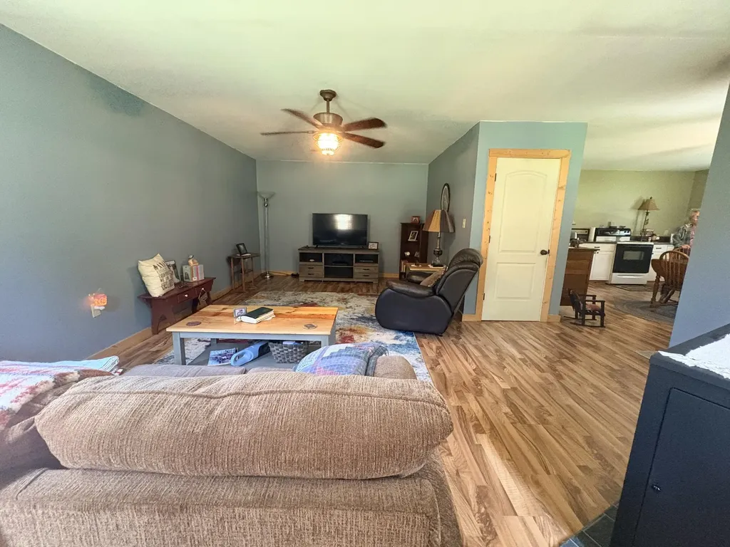 4156 Ky-59 Vanceburg KY 41179