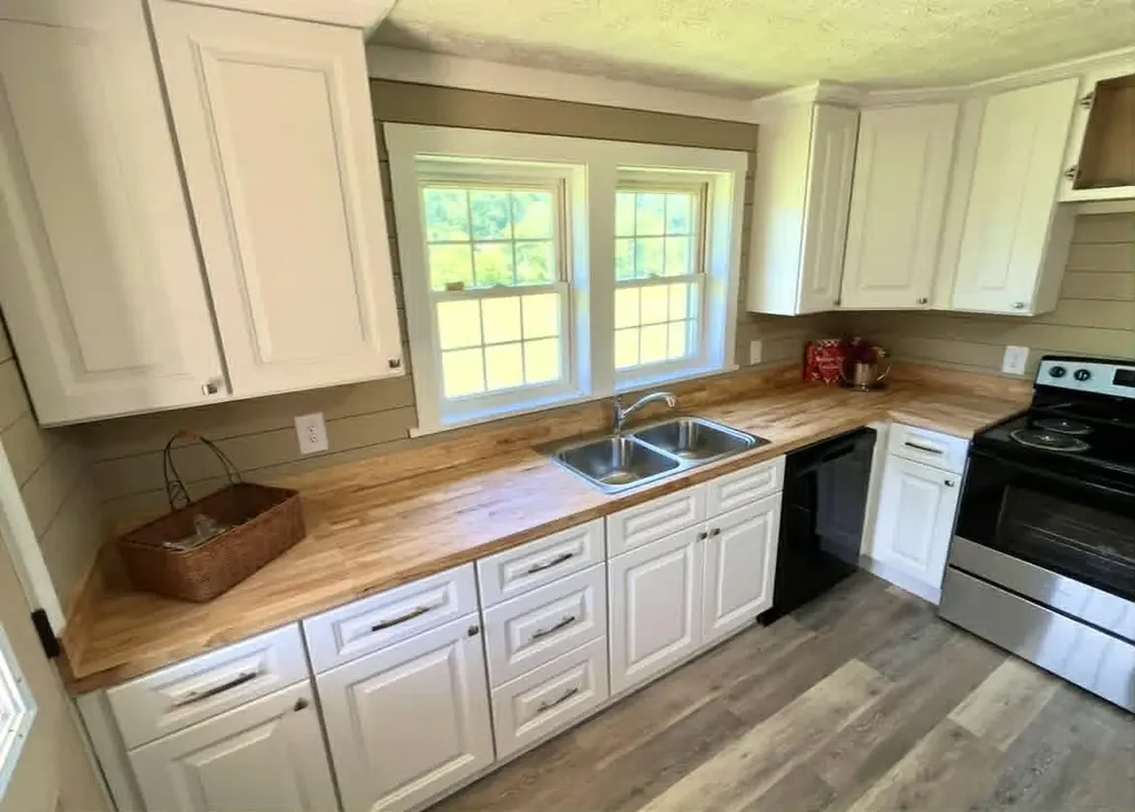 2082 Kentucky 92 Pineville KY 40977