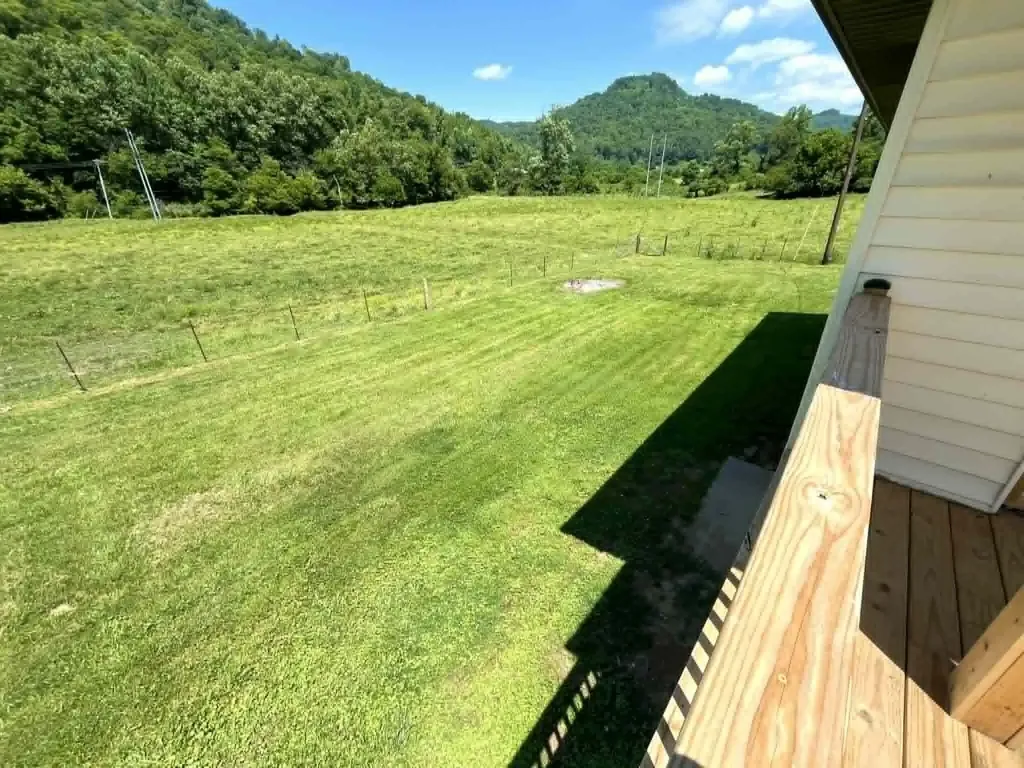 2082 Kentucky 92 Pineville KY 40977