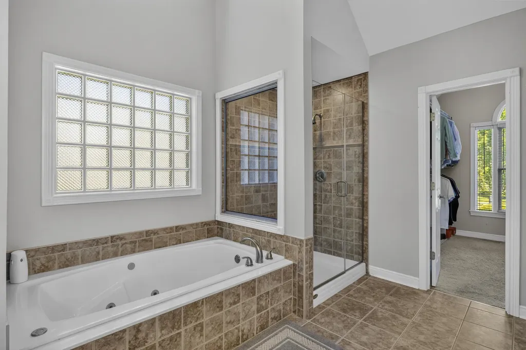 3049 Old Field Way Lexington KY 40513