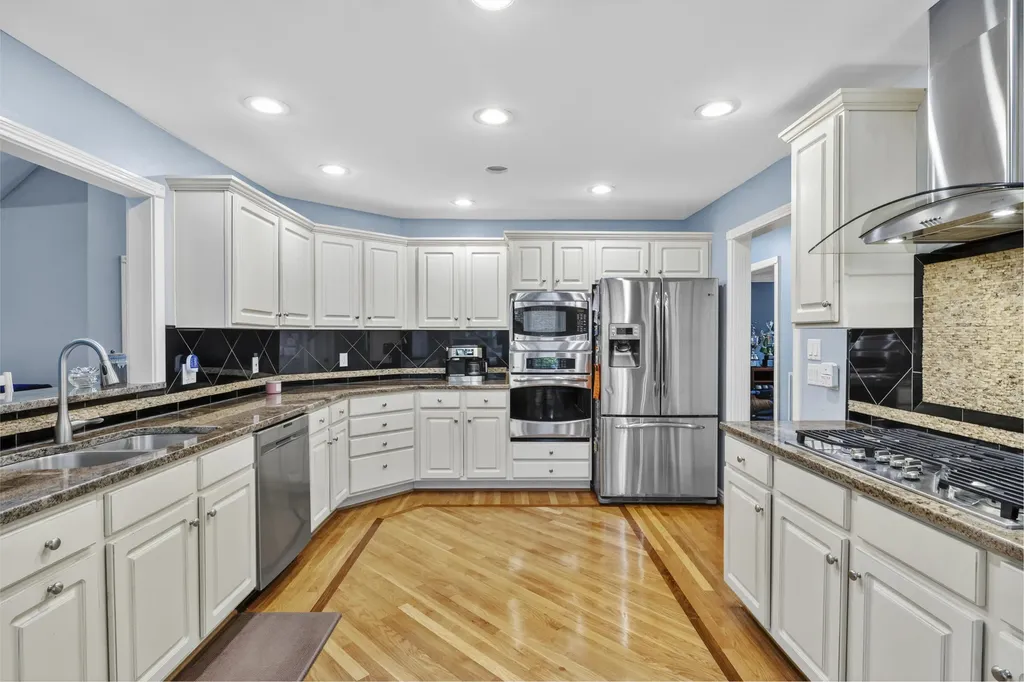 3049 Old Field Way Lexington KY 40513