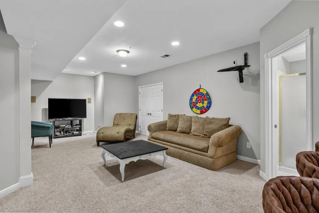 3049 Old Field Way Lexington KY 40513