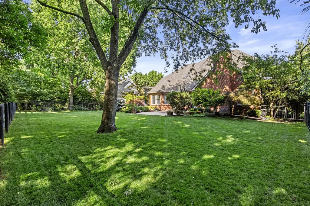 3049 Old Field Way Lexington KY 40513