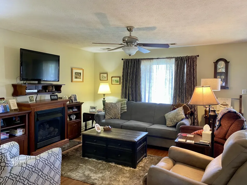 304 Woodspointe Way Wilmore KY 40390