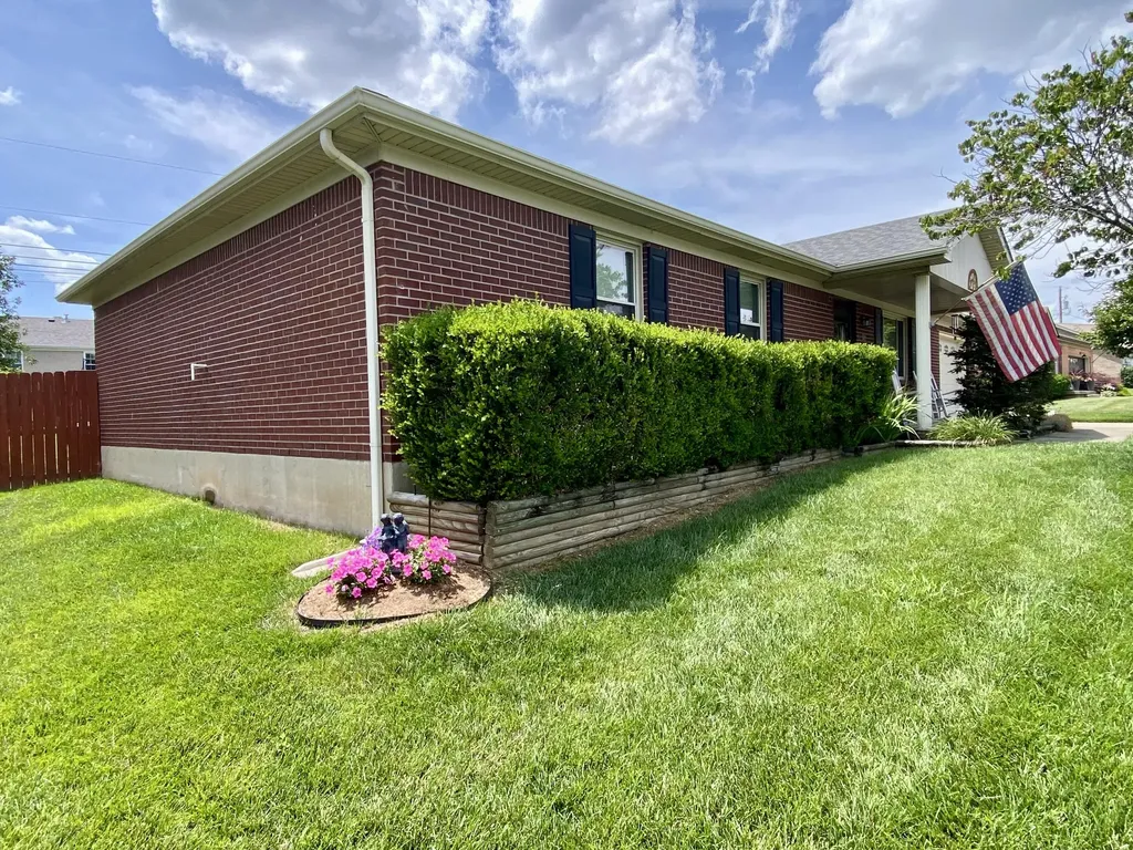 304 Woodspointe Way Wilmore KY 40390