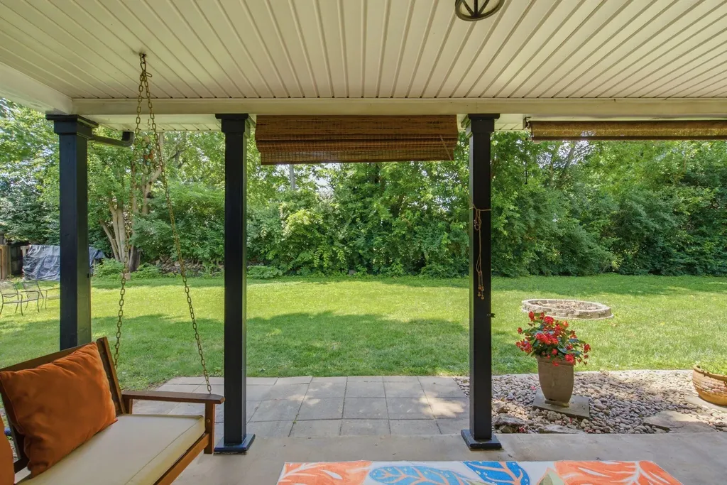 418 Wells Lane Versailles KY 40383