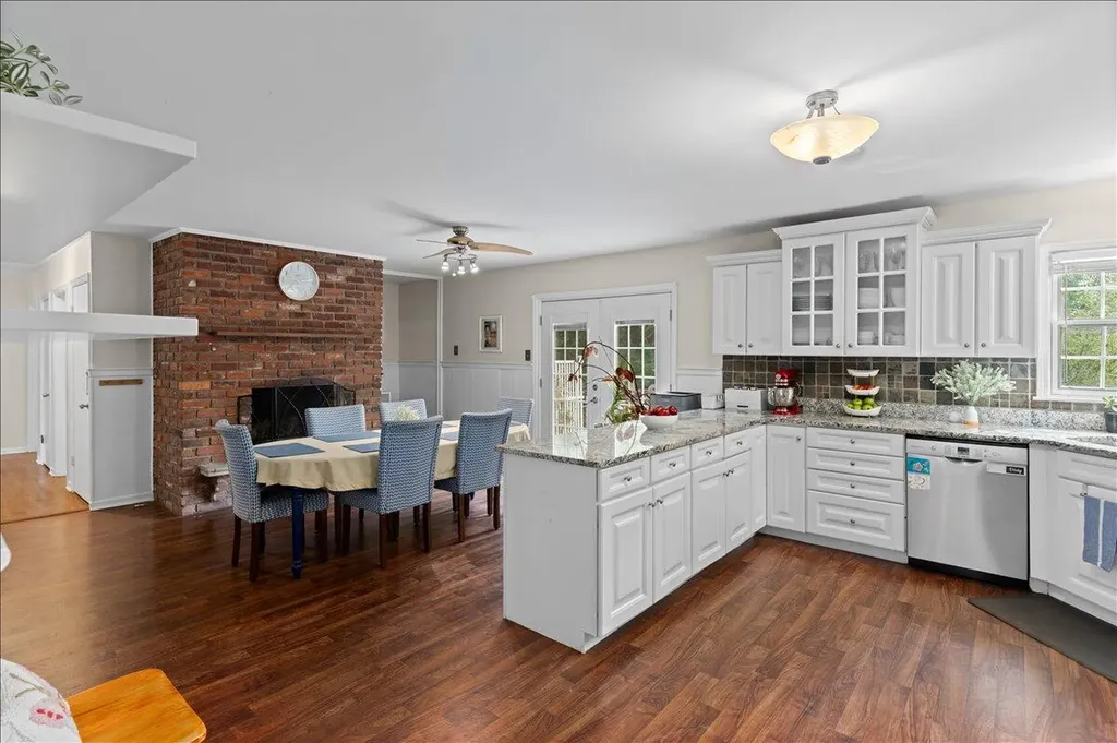 328 Leawood Drive Lexington KY 40502
