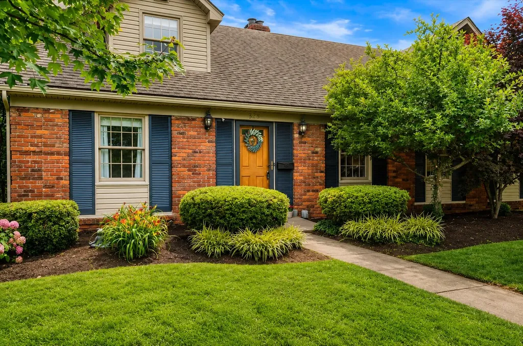 328 Leawood Drive Lexington KY 40502