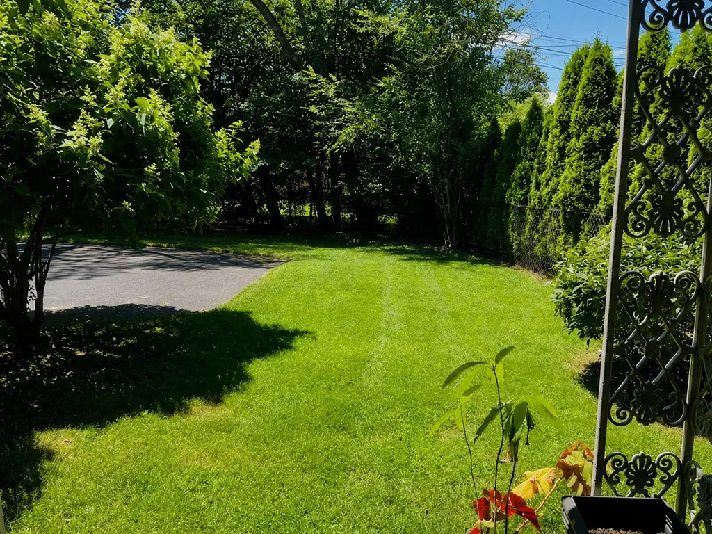 328 Leawood Drive Lexington KY 40502