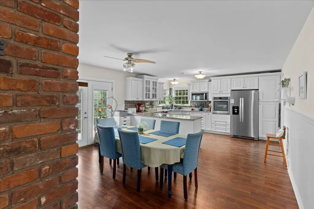 328 Leawood Drive Lexington KY 40502