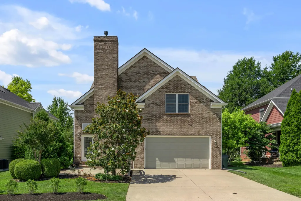 1885 Goodpaster Way Lexington KY 40505