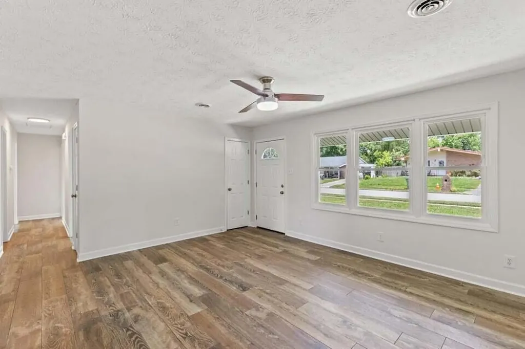 208 Independence Court Georgetown KY 40324