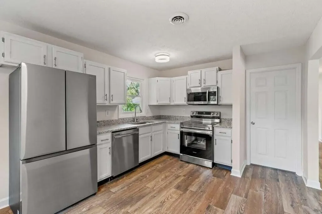 208 Independence Court Georgetown KY 40324