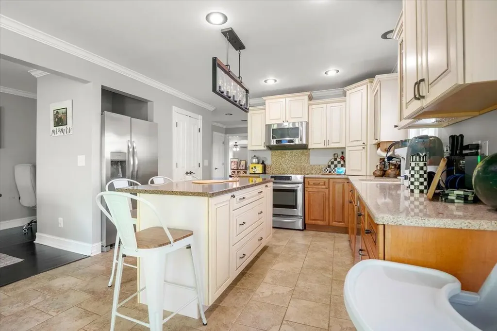 75 Sentinal Drive Manchester KY 40962