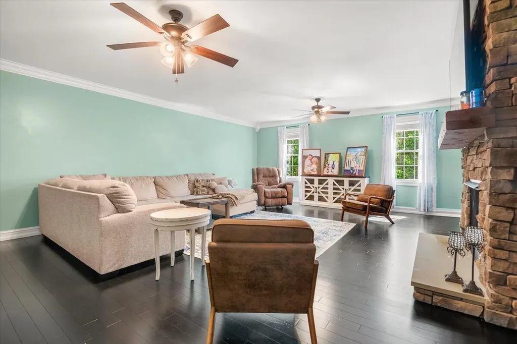 75 Sentinal Drive Manchester KY 40962