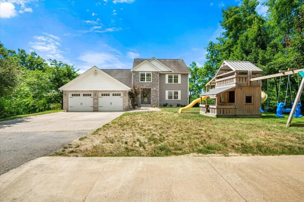 75 Sentinal Drive Manchester KY 40962