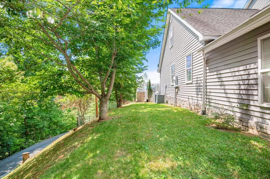 75 Sentinal Drive Manchester KY 40962