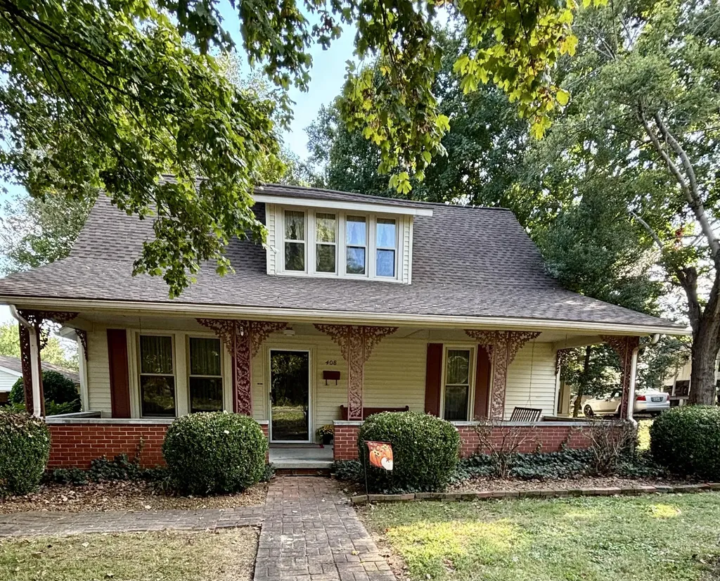 408 W Bellville Street Marion KY 42064