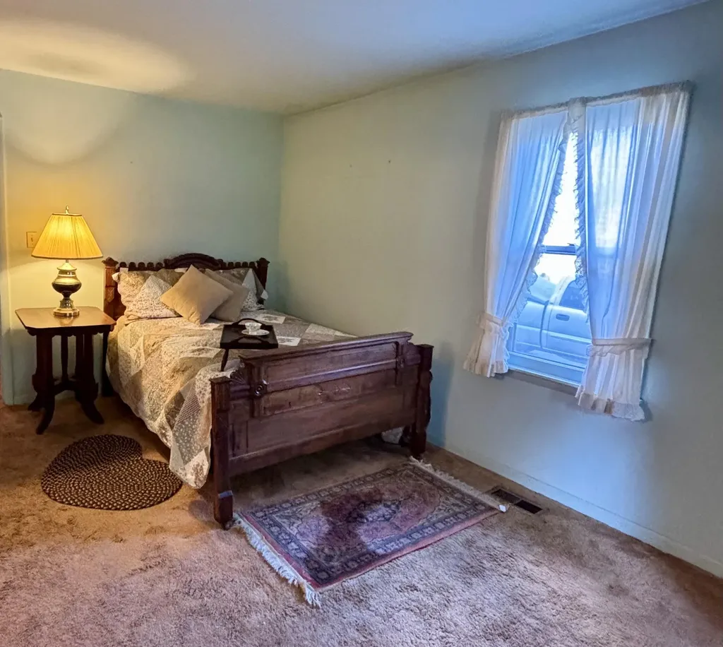 408 W Bellville Street Marion KY 42064