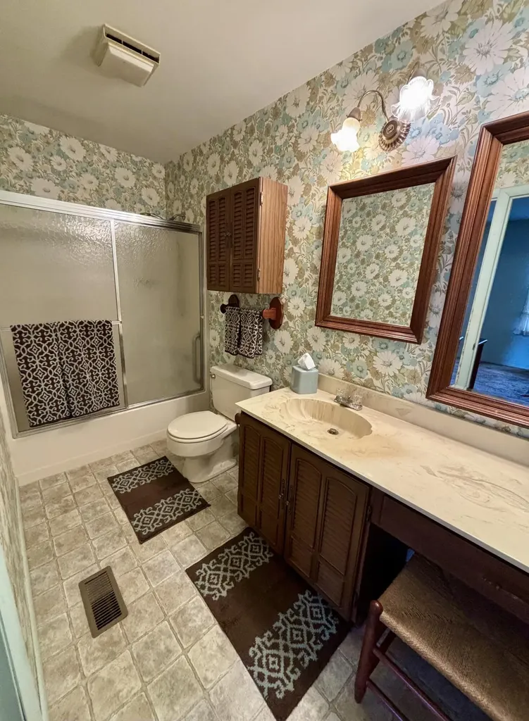 408 W Bellville Street Marion KY 42064