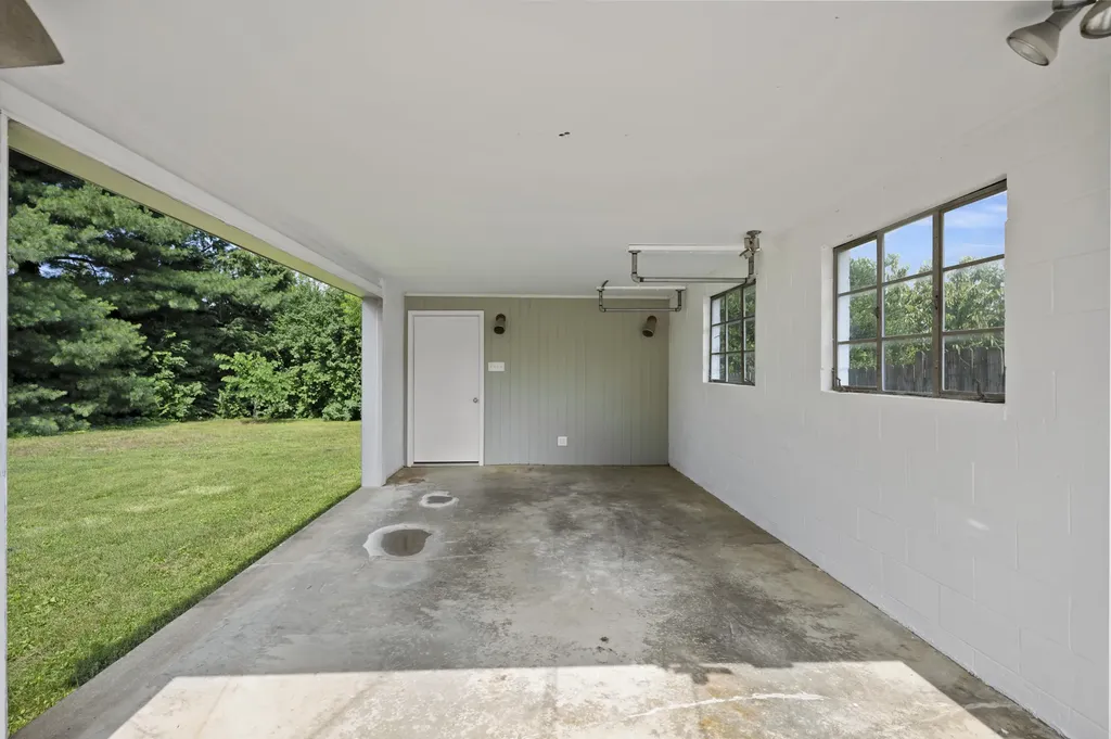2029 Dellwood Drive Lexington KY 40503