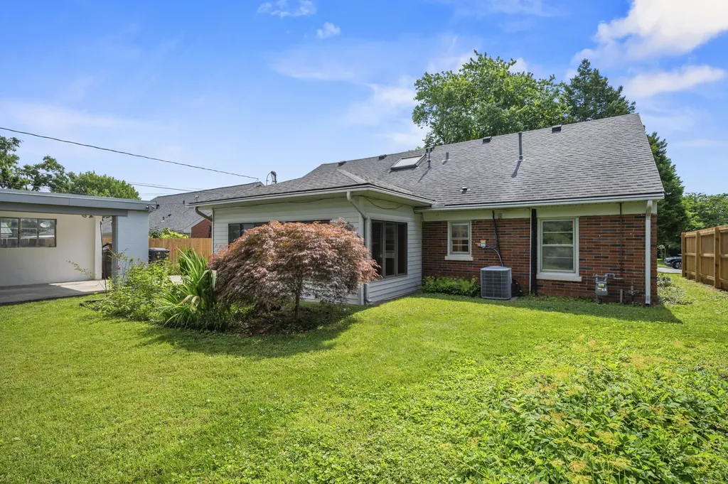 2029 Dellwood Drive Lexington KY 40503