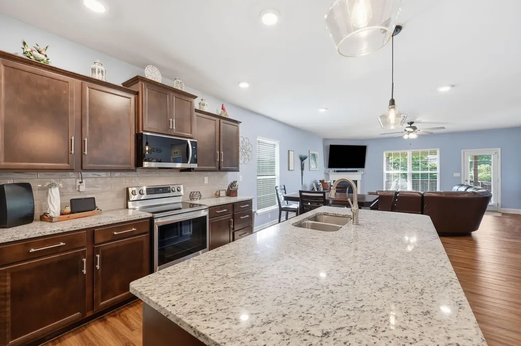 104 Galway Lane Georgetown KY 40324