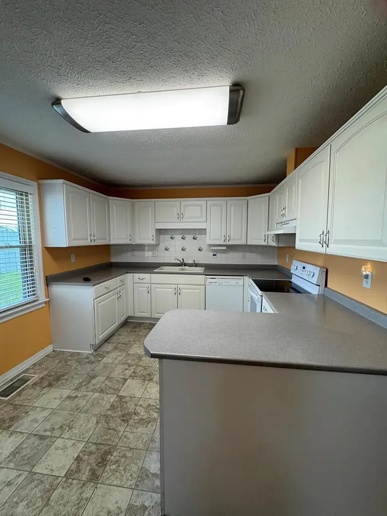 2913 Seminole Drive Hopkinsville KY 42240
