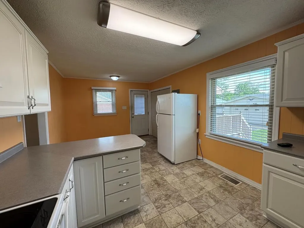 2913 Seminole Drive Hopkinsville KY 42240