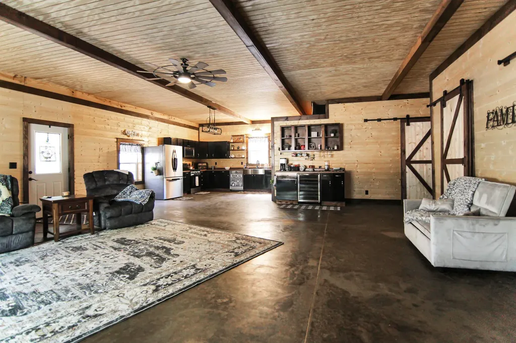 425 W Unity Church Road Hardin KY 42048