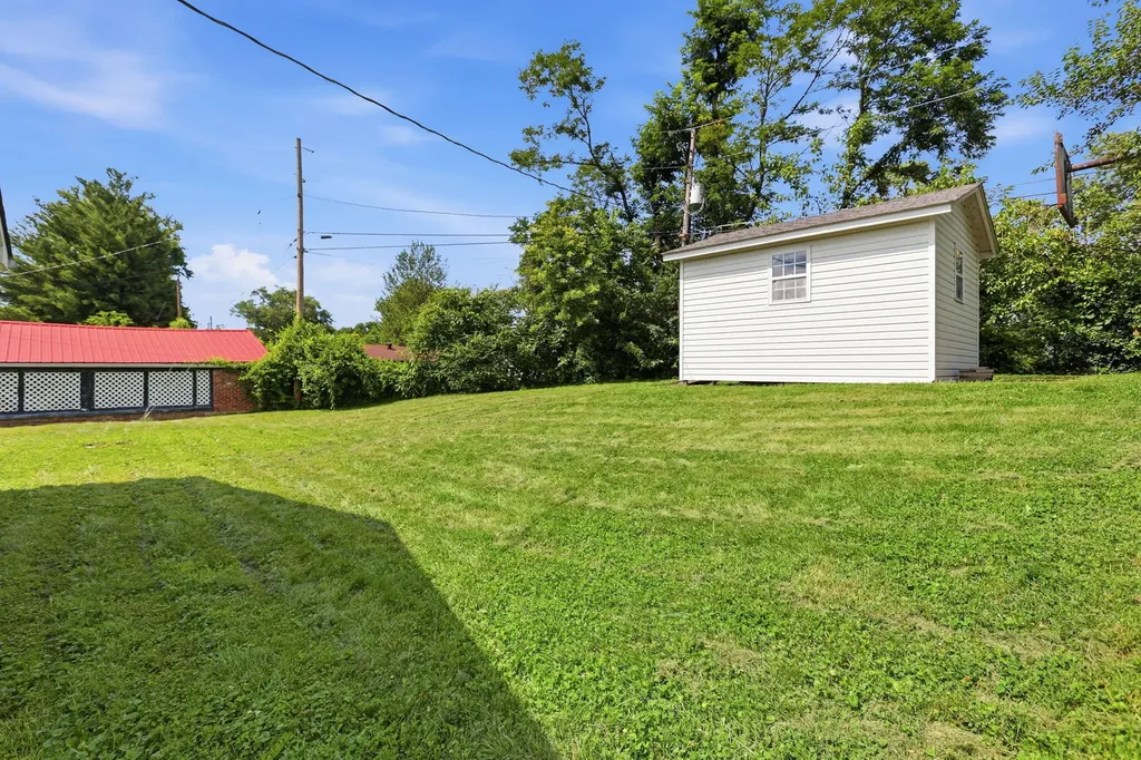 131 Oaklawn Drive Frankfort KY 40601