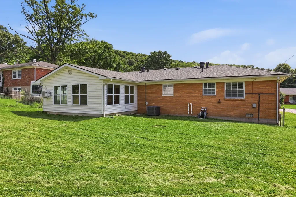 131 Oaklawn Drive Frankfort KY 40601