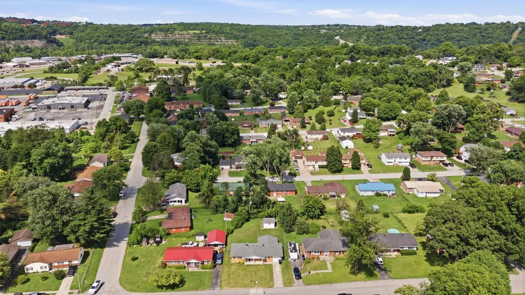 131 Oaklawn Drive Frankfort KY 40601