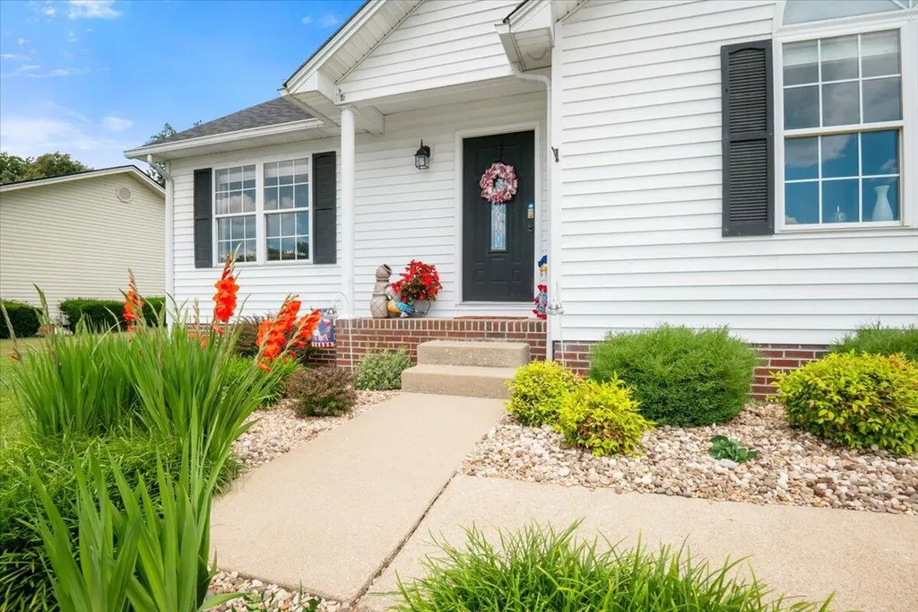 274 Brookside Drive London KY 40744