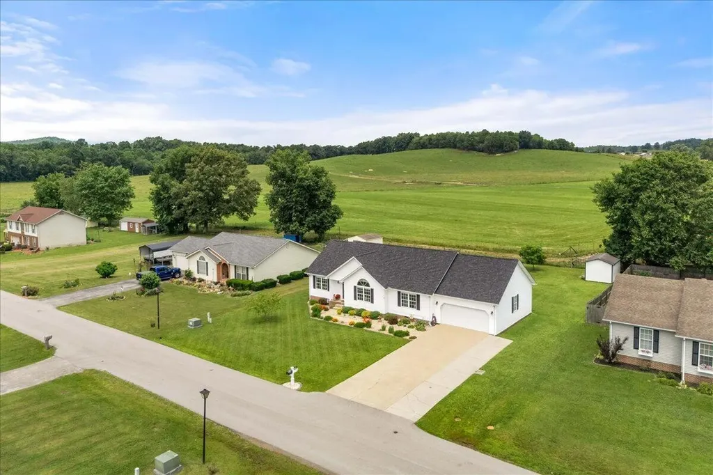 274 Brookside Drive London KY 40744