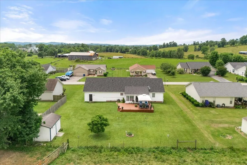 274 Brookside Drive London KY 40744