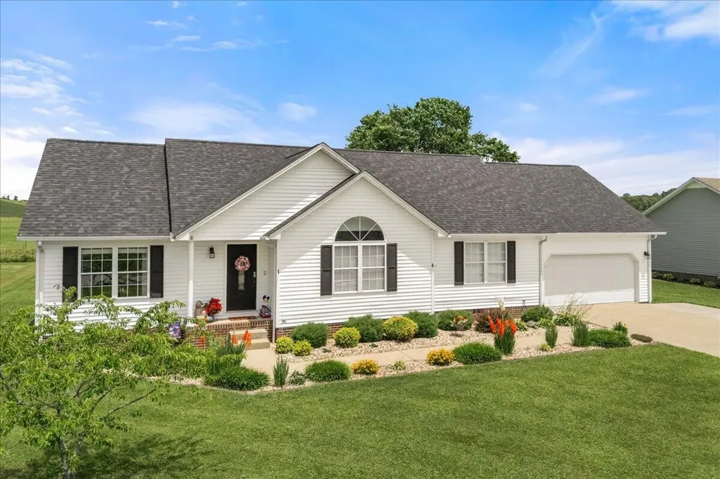 274 Brookside Drive London KY 40744