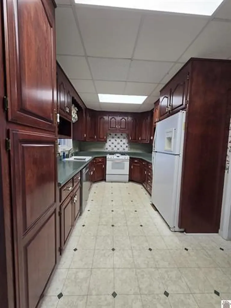 6290 E Ky-58 Clinton KY 42031