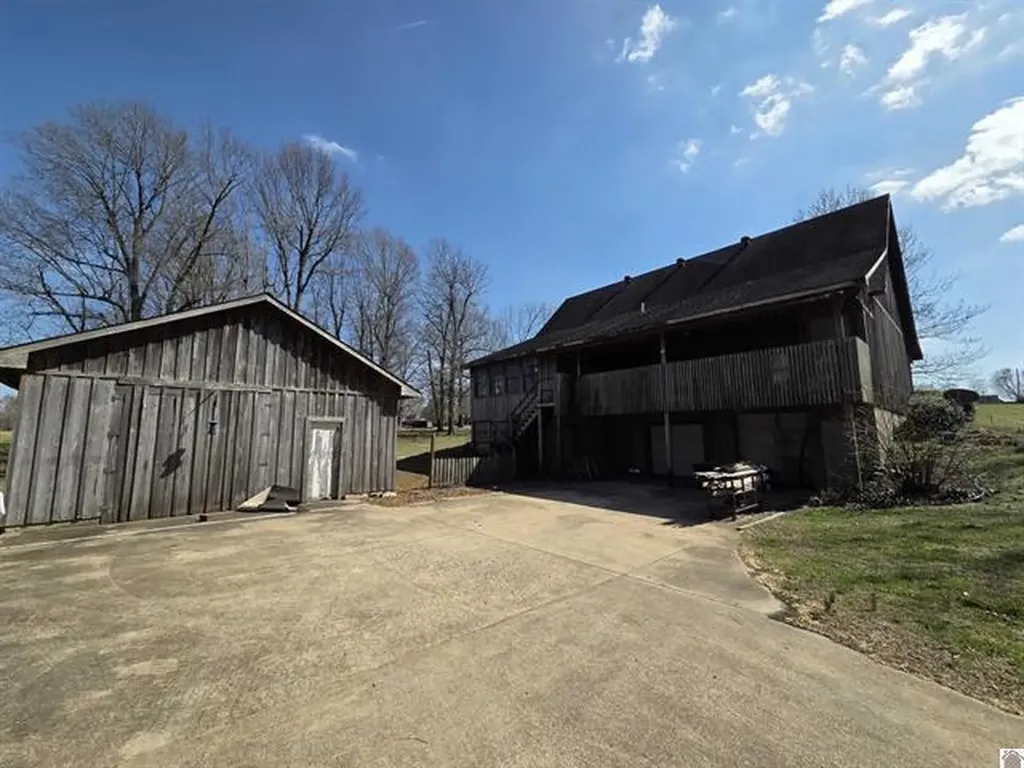 6290 E Ky-58 Clinton KY 42031