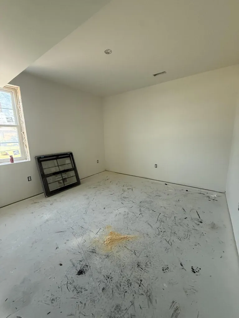 2030 West Court Richmond KY 40475