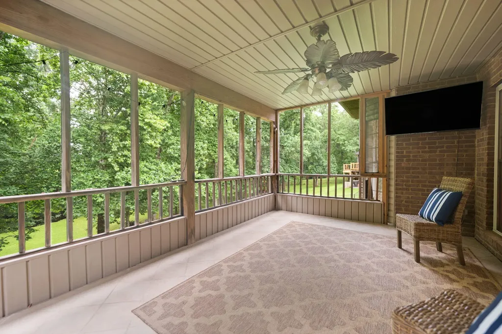 223 Sycamore Springs Drive Somerset KY 42503