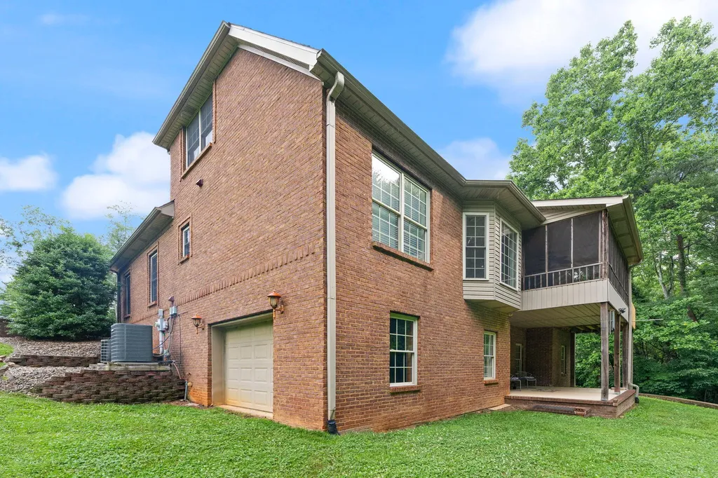 223 Sycamore Springs Drive Somerset KY 42503