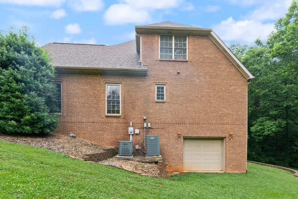 223 Sycamore Springs Drive Somerset KY 42503