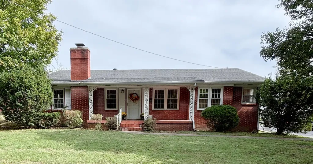 414 S Moore Street Marion KY 42064