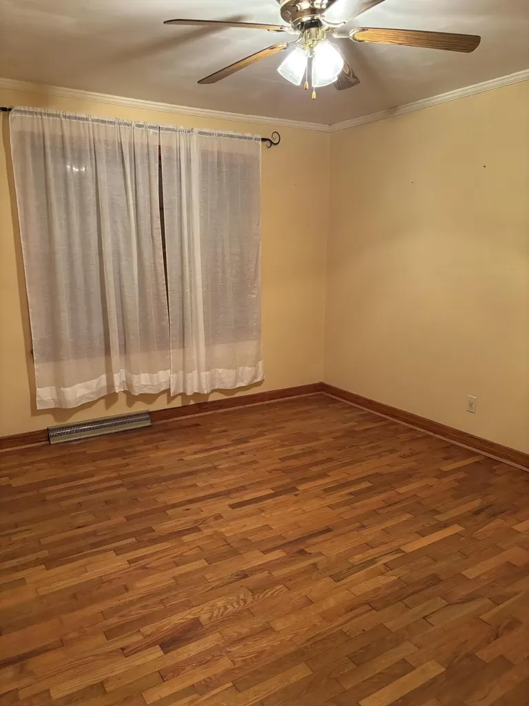 414 S Moore Street Marion KY 42064