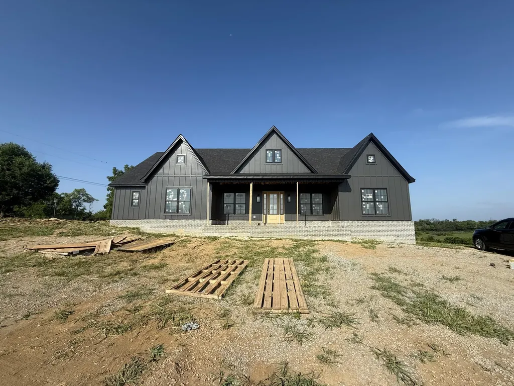 2006 West Court Richmond KY 40475