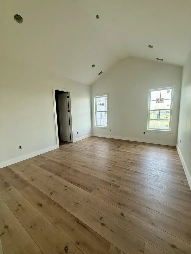 2006 West Court Richmond KY 40475