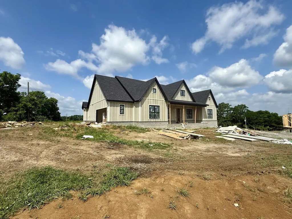 2006 West Court Richmond KY 40475