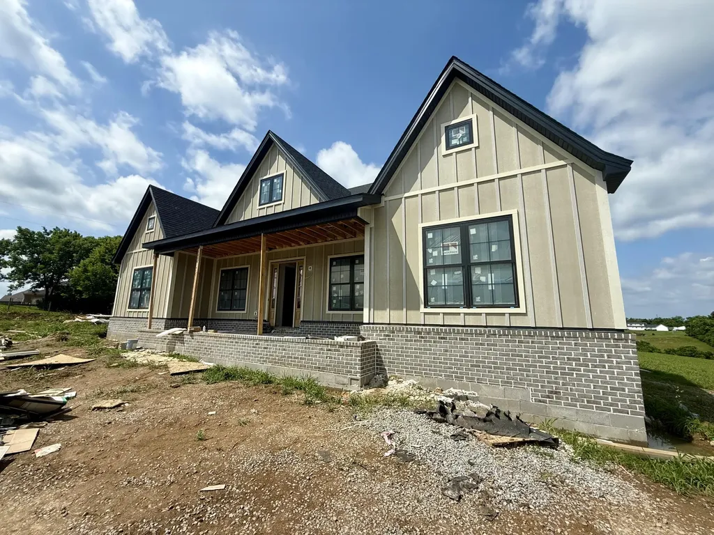 2006 West Court Richmond KY 40475